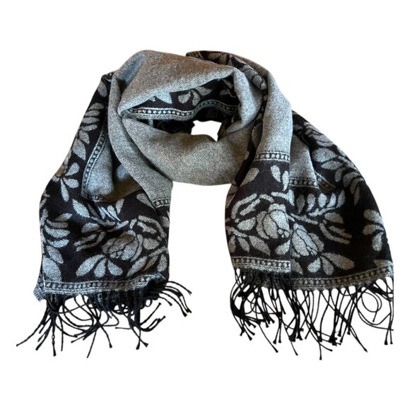 Italian Acrylic Wrap Throw Fringe Scarf Reversible Black Gray Roses Double Faced - Picture 5 of 9